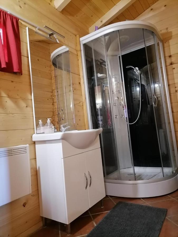 Apartma Suzy Pobegi 외부 사진